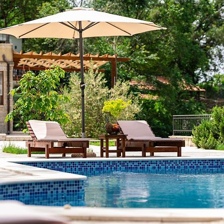 Sunset & Sunrise Villas In Stanisici-Two Villas With Common Pool Budva Exteriör bild